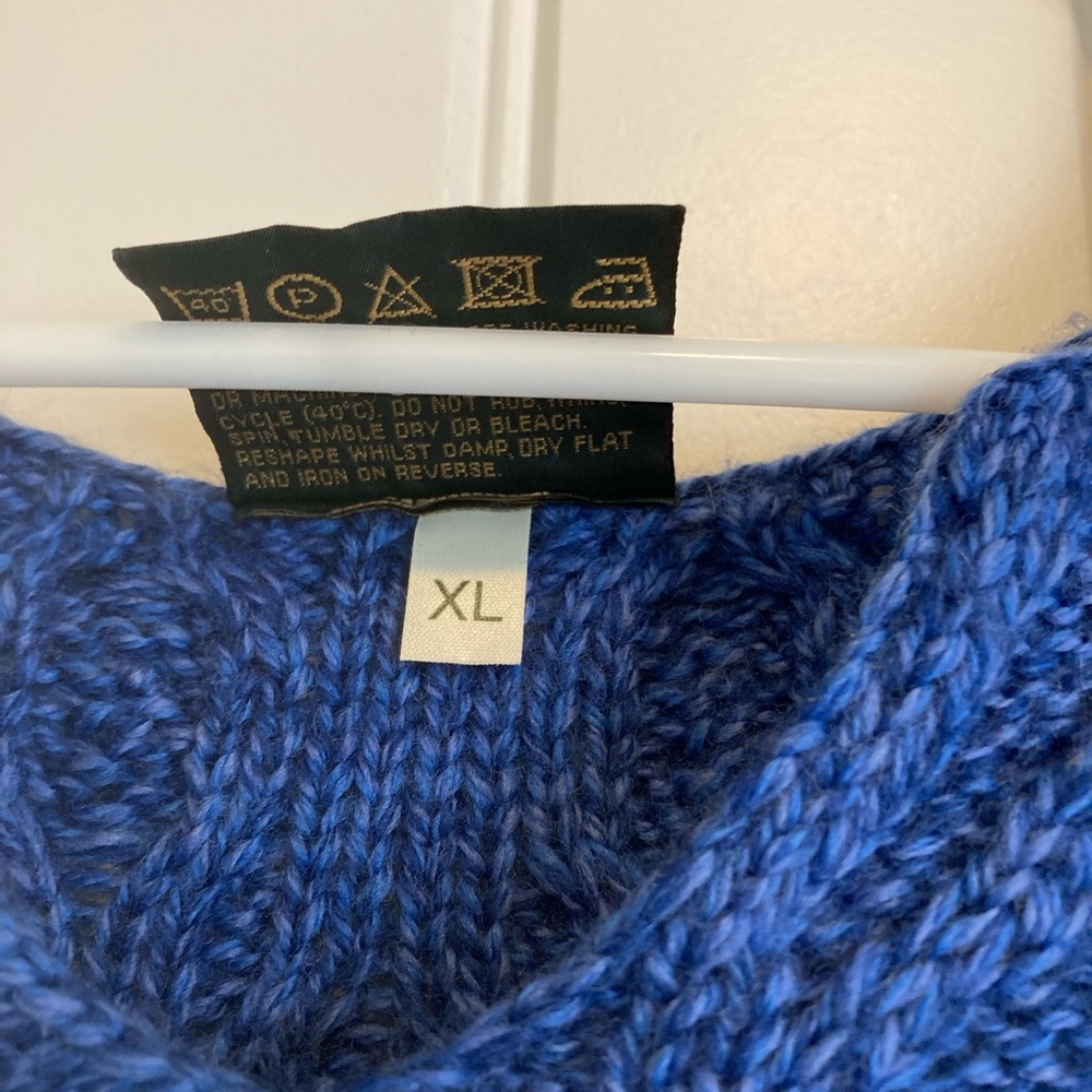 Carraig Donn Wool Sweater View 4
